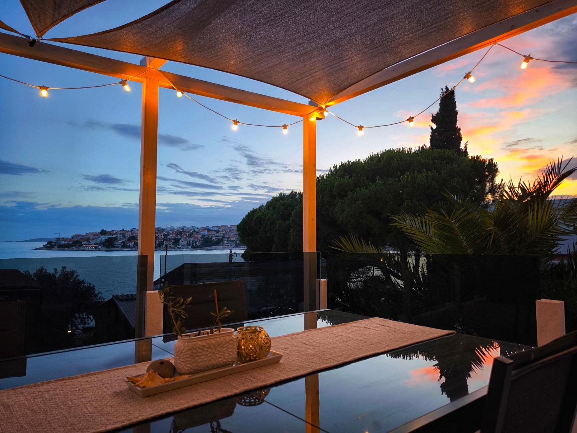 Chill & Lux - 20m To The Sea Villa